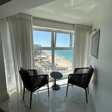 Amazing Suite On The Sea-סוויטה מדהימה על הים Bat Yam Exterior photo
