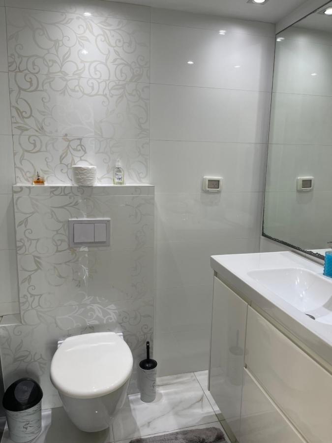 Amazing Suite On The Sea-סוויטה מדהימה על הים Bat Yam Exterior photo
