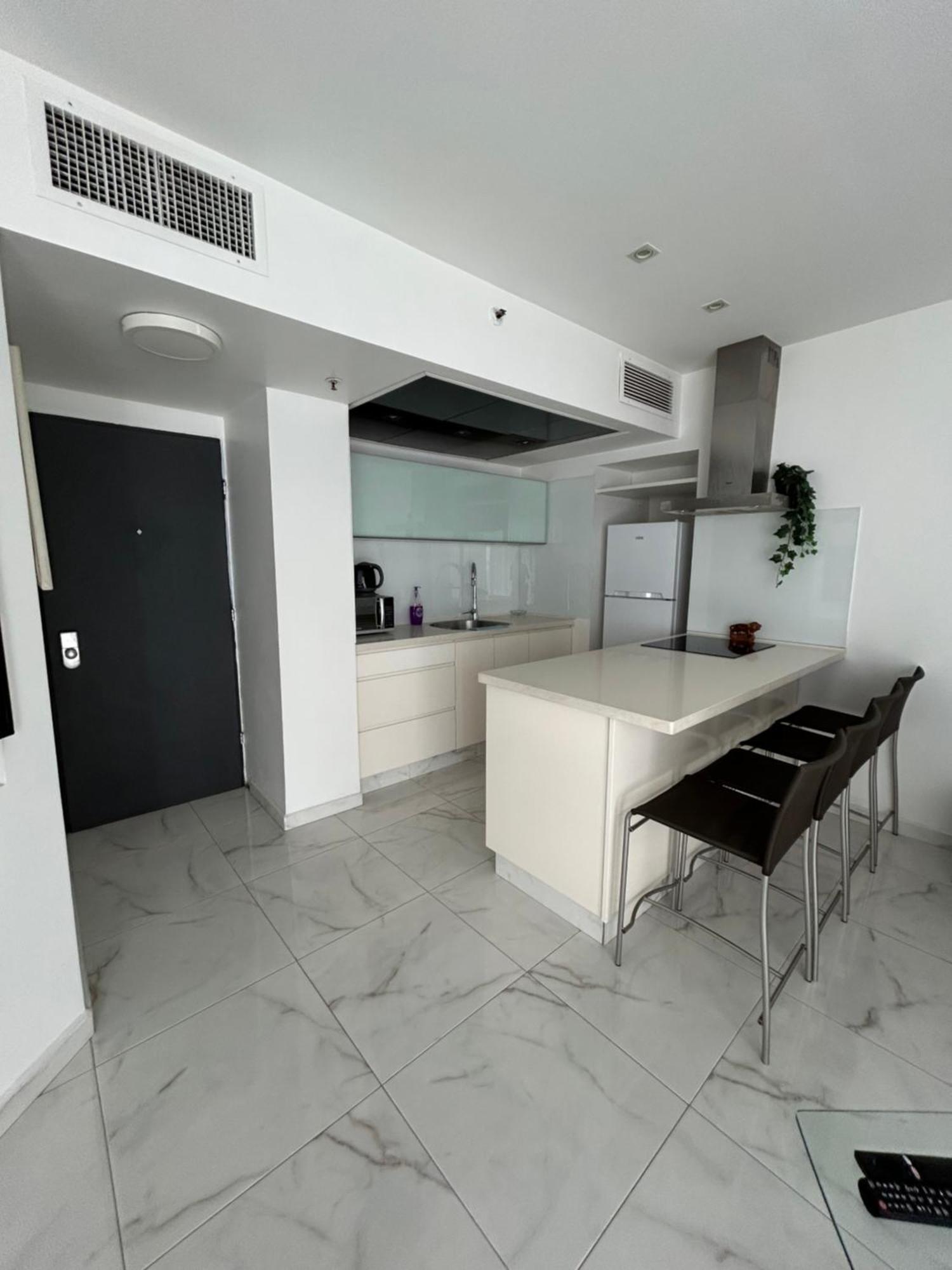 Amazing Suite On The Sea-סוויטה מדהימה על הים Bat Yam Exterior photo